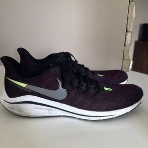 Men’s Nike Dark Purple Zoom Vomero 14 shoes